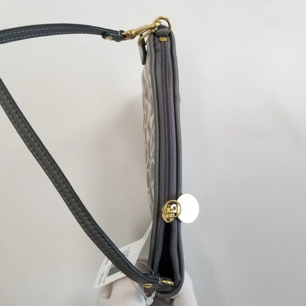 Coach Outline Signature Large Wristlet Handbag NWT